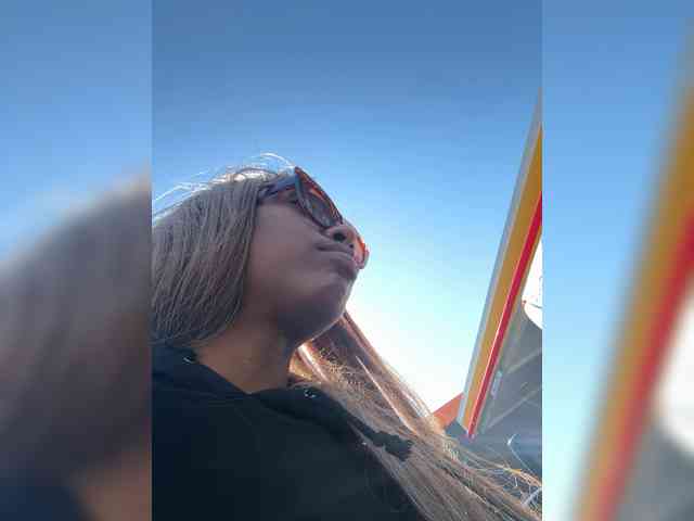 モデル: AlphaKappaAlpha