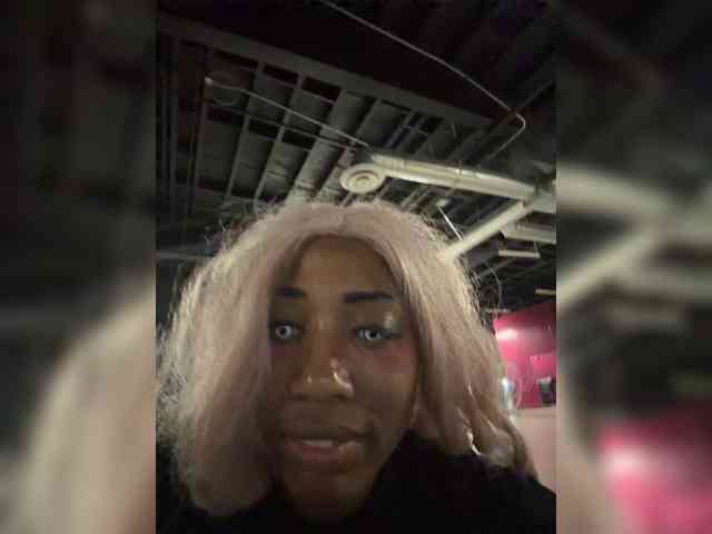 GetOutAlyssa webcam