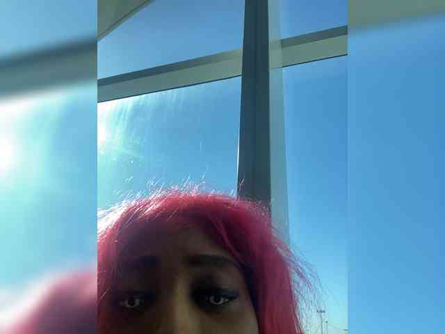 AdviceColumn Live Webcam on BongaCams