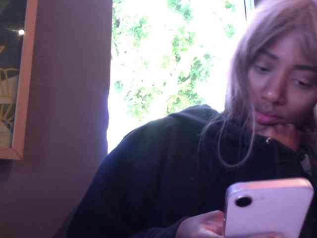 モデル: CHANELCHANEL