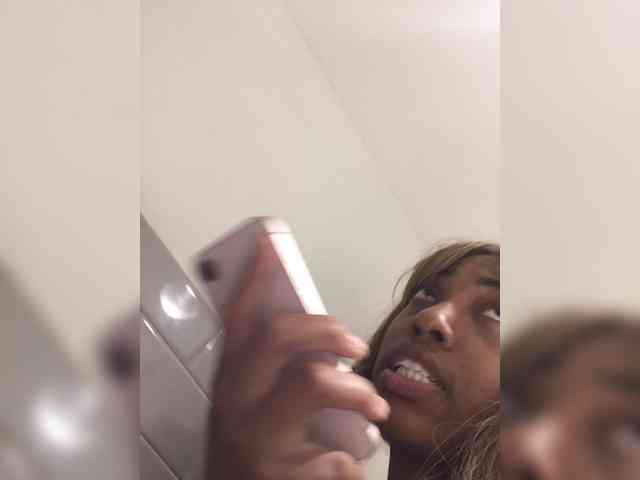 OhHellNoWilkes webcam