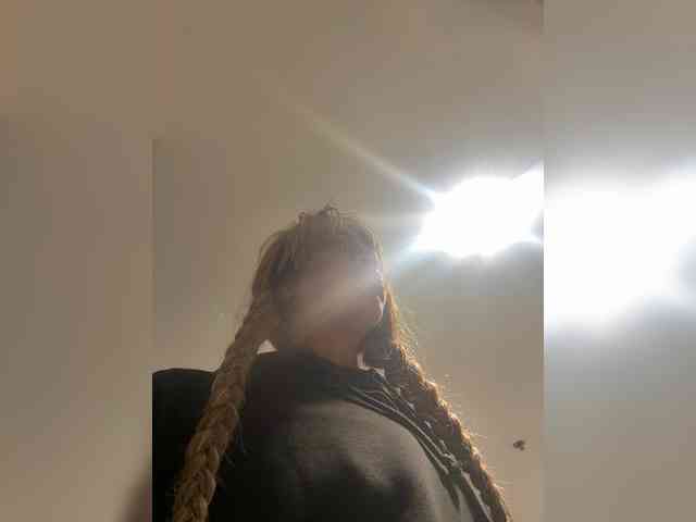 treslechescake webcam
