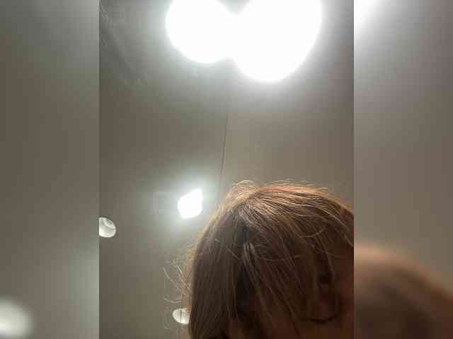 モデル: OhHellNoWilkes