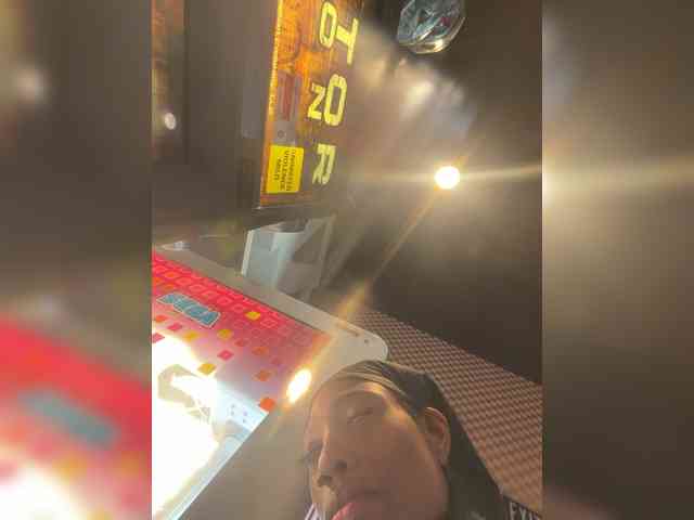 KKWskims webcam