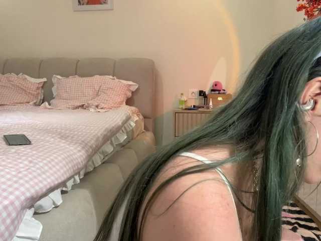 Live трансляция KellyyBeryy - slutnetki.online
