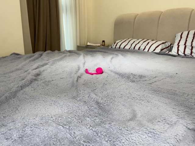KellyyBeryy live cam on BongaCams