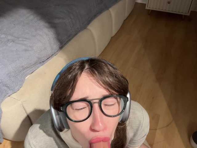 KellyyBeryy live cam on BongaCams