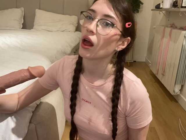 KellyyBeryy live cam on BongaCams