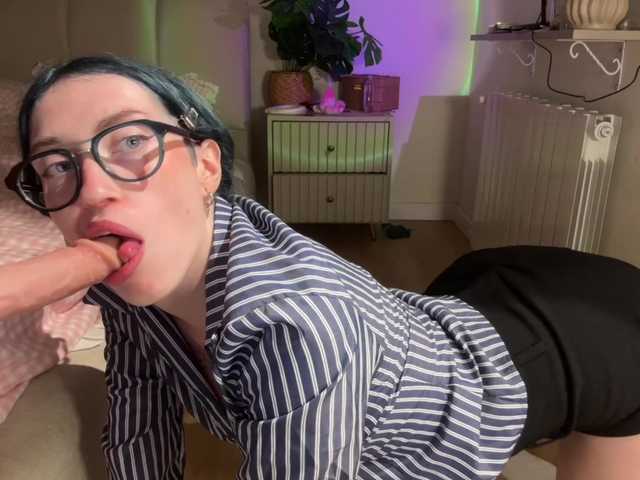 KellyyBeryy live cam on BongaCams