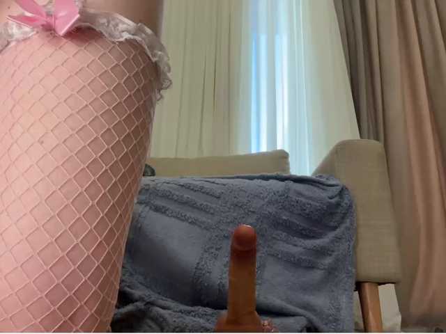 KellyyBeryy live cam on BongaCams