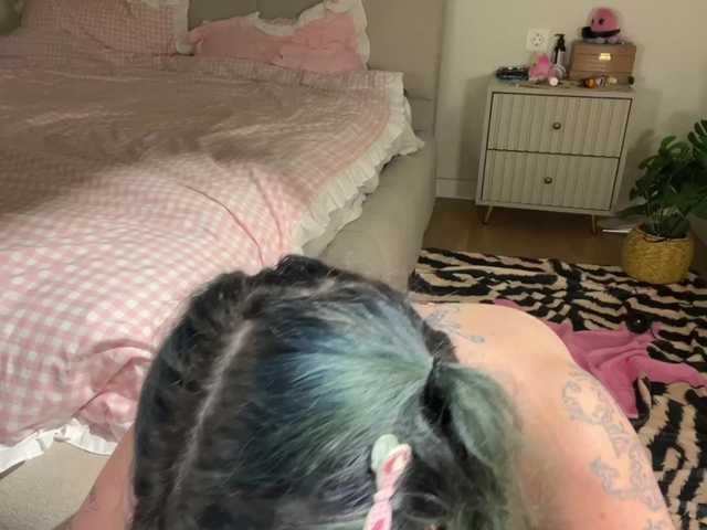 KellyyBeryy live cam on BongaCams