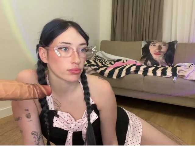 Live трансляция KellyyBeryy - slutnetki.online