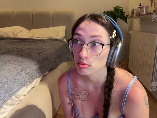 KellyyBeryy live cam on BongaCams