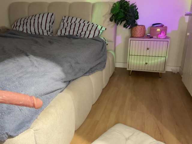 KellyyBeryy live cam on BongaCams