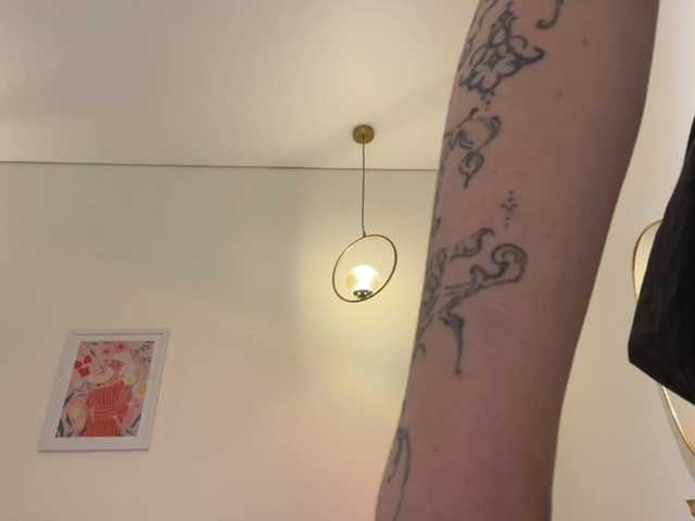 KellyyBeryy live cam on BongaCams