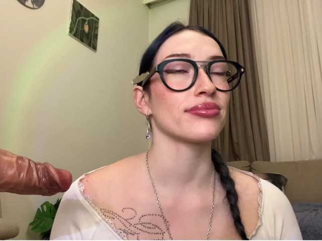 KellyyBeryy live cam on BongaCams