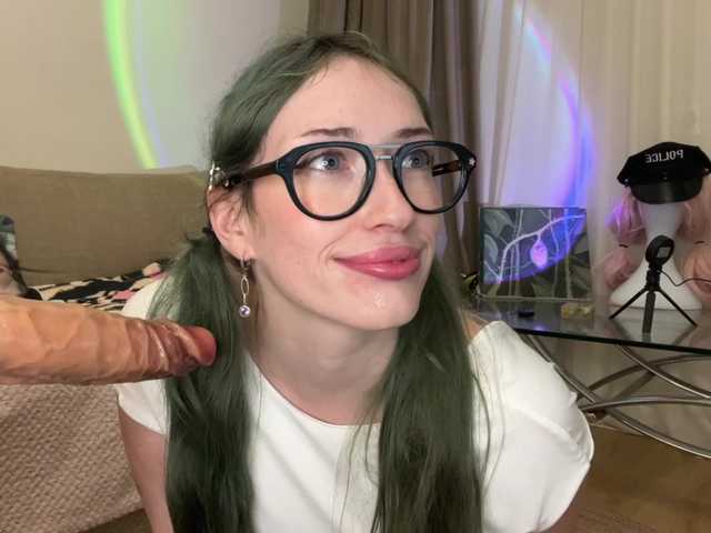KellyyBeryy live cam on BongaCams