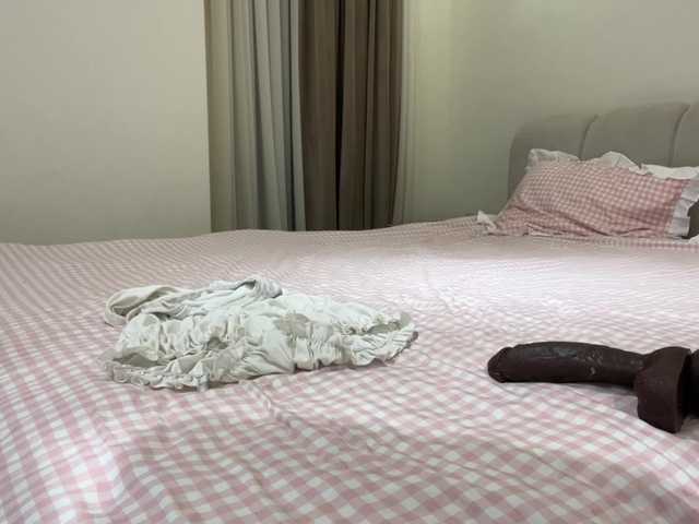 KellyyBeryy live cam on BongaCams