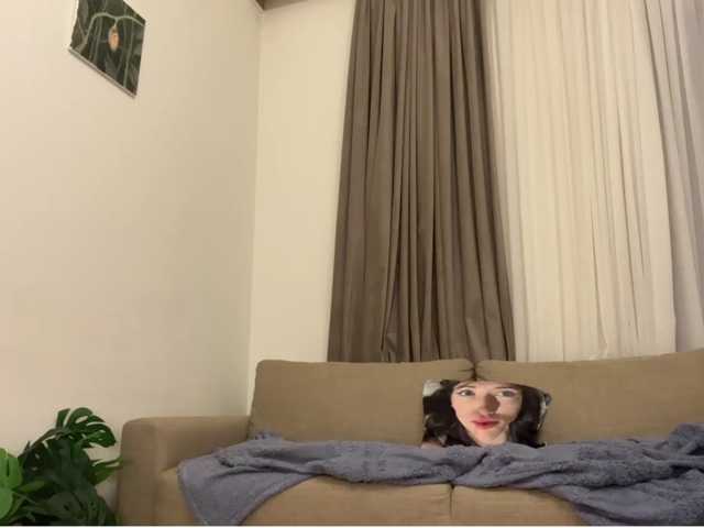 KellyyBeryy live cam on BongaCams