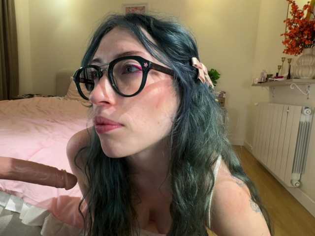 KellyyBeryy live cam on BongaCams