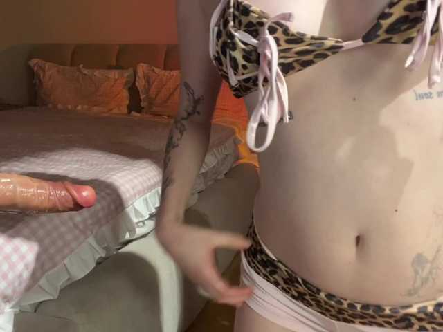 KellyyBeryy live cam on BongaCams