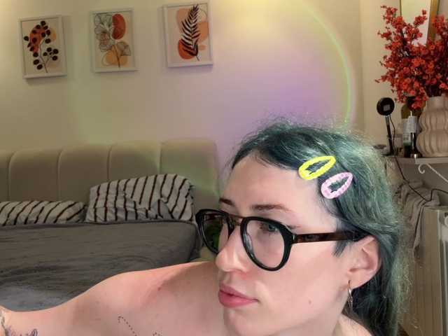 KellyyBeryy live cam on BongaCams