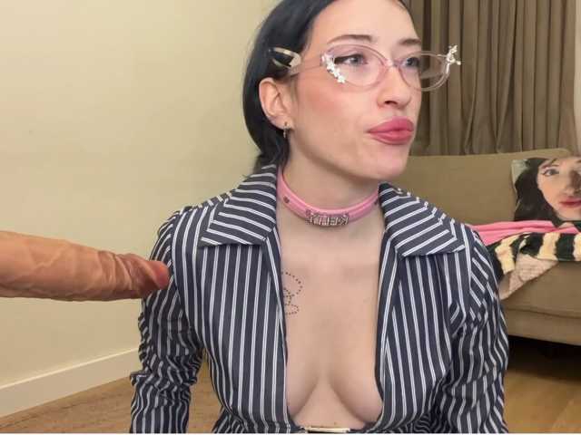 KellyyBeryy live cam on BongaCams