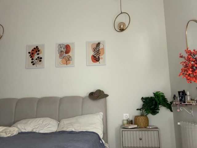 KellyyBeryy live cam on BongaCams