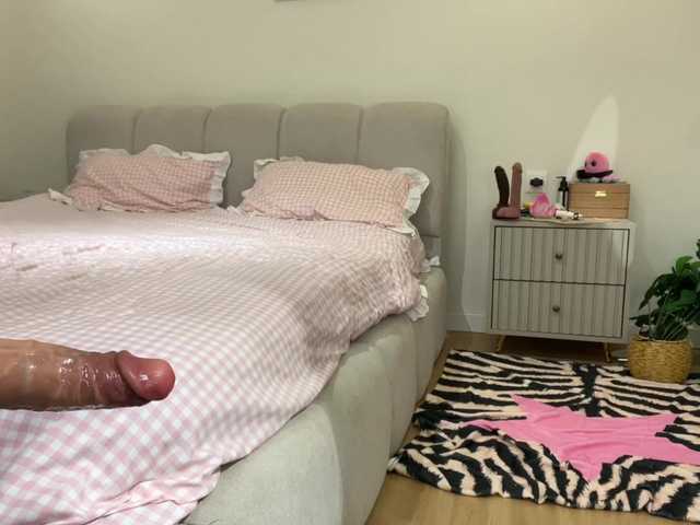 KellyyBeryy live cam on BongaCams