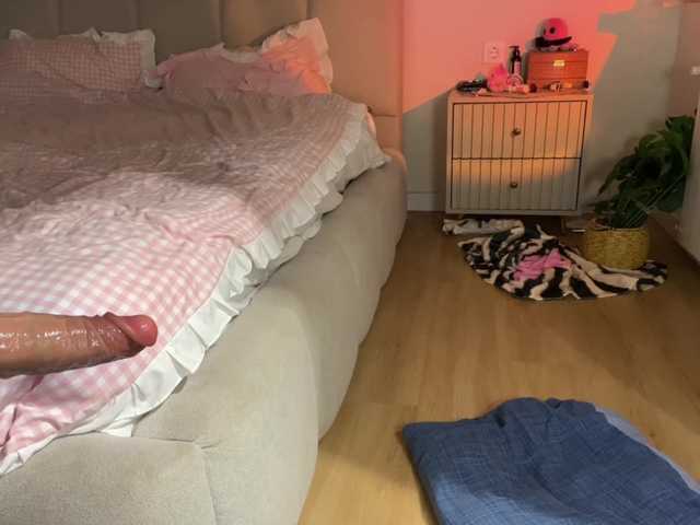 KellyyBeryy live cam on BongaCams