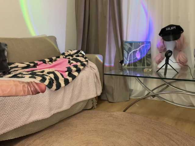 KellyyBeryy live cam on BongaCams