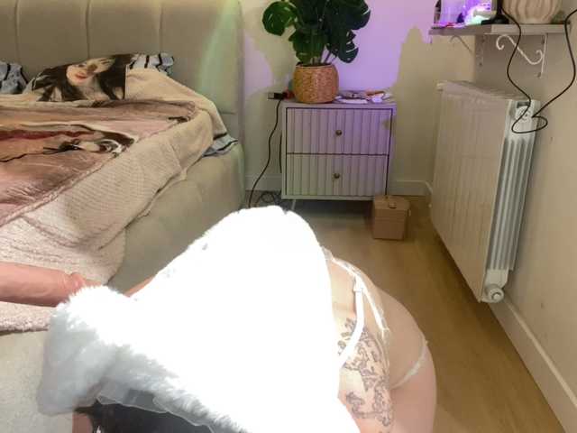 KellyyBeryy live cam on BongaCams
