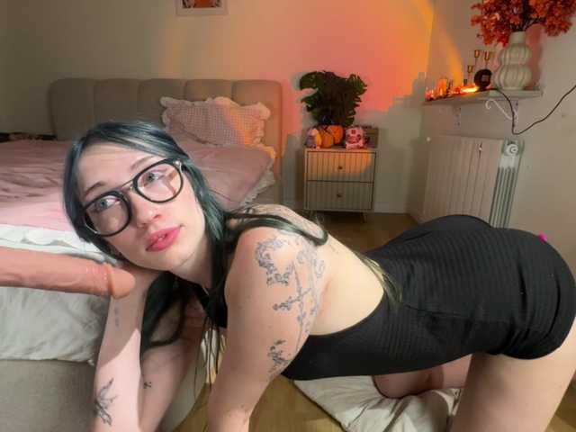KellyyBeryy live cam on BongaCams