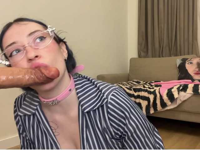 KellyyBeryy live cam on BongaCams