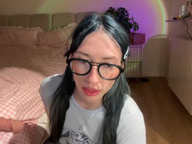 KellyyBeryy live cam on BongaCams