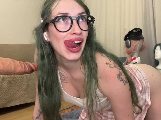 KellyyBeryy live cam on BongaCams