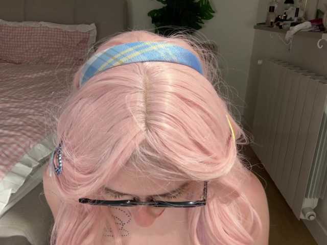 KellyyBeryy live cam on BongaCams
