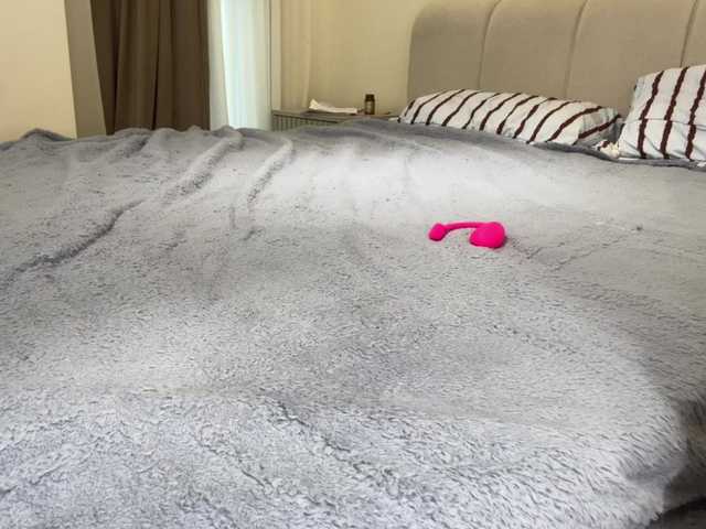 KellyyBeryy live cam on BongaCams
