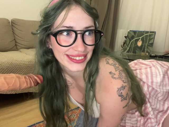 KellyyBeryy live cam on BongaCams