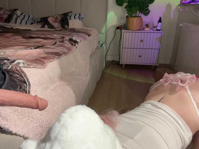 KellyyBeryy live cam on BongaCams