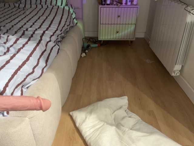 KellyyBeryy live cam on BongaCams