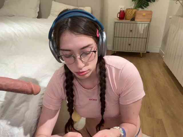 KellyyBeryy webcam
