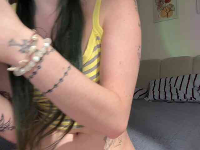 KellyyBeryy webcam