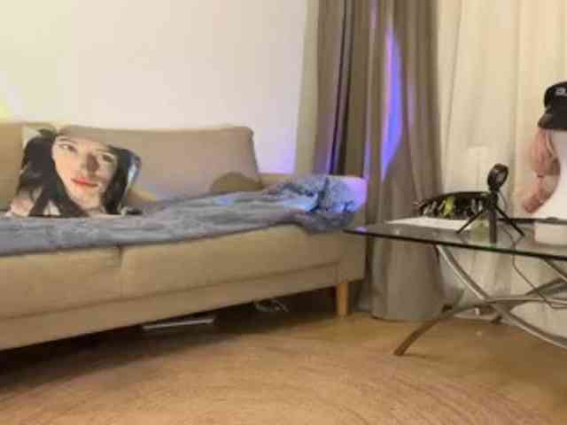KellyyBeryy webcam