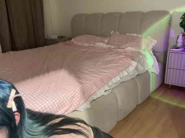 KellyyBeryy webcam