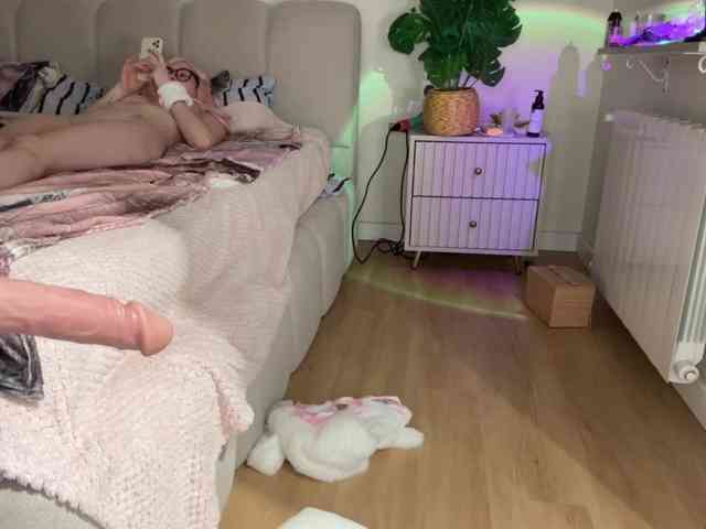 KellyyBeryy Sex Cam Show