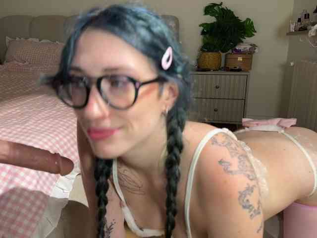 KellyyBeryy webcam