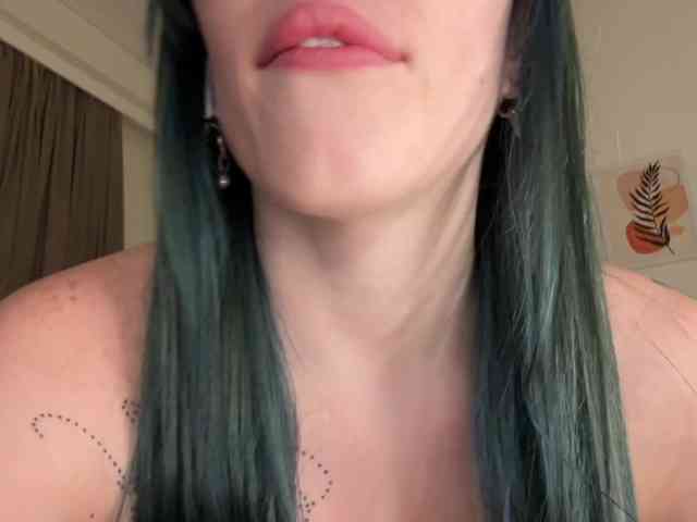 KellyyBeryy Sex Cam Show