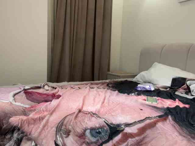 KellyyBeryy webcam
