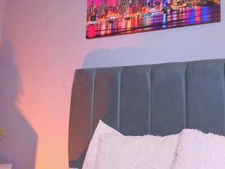 ninna-curly Porn Show